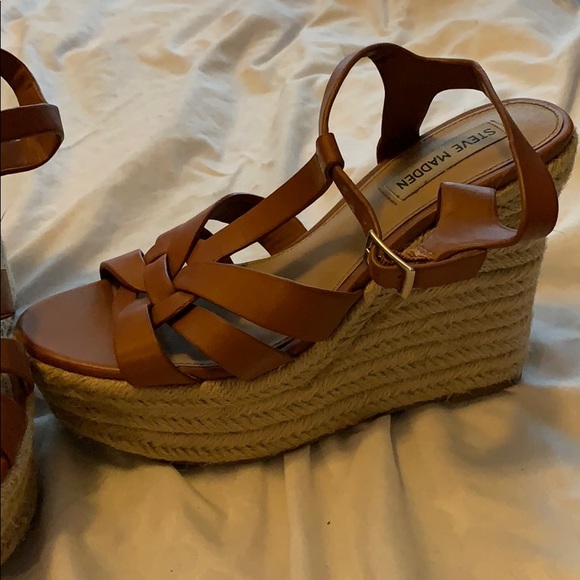 Steve Madden wedges - Picture 2 of 5